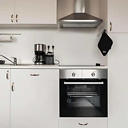 Jonica מלון דירות 3*